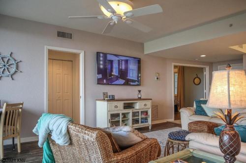 Captains Bay South 302 by Kathy Nesbit Vacations - image 4