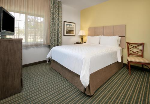 Candlewood Suites Dfw South Hotel in DFW Airport
