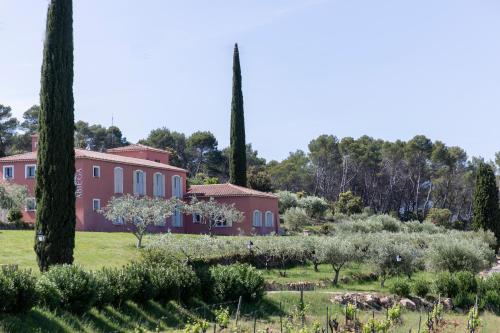 Domaine Rabiega - Vineyard and Boutique hotel