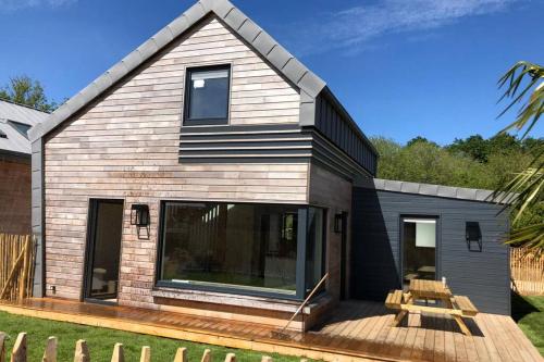 NOUVEAU: La cabine du bout du monde - Le Toulinguet - votre maison de vacances de haut standing gîte à louer Plougastel-Daoulas