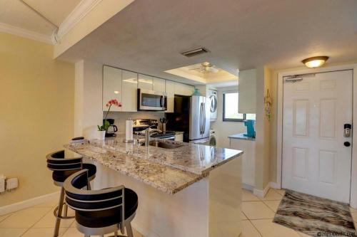 Carlos Pointe 334 by Kathy Nesbit Vacations - image 7