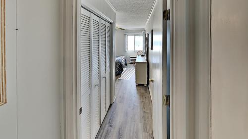 APATB VI C209 2BR 2BA Oceanfront Condo near popular Shore Drive - image 10