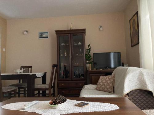 . apartman Mara