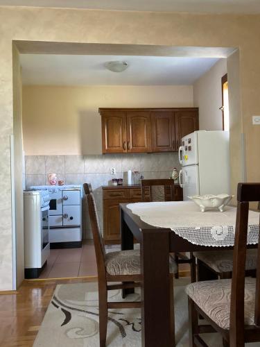 apartman Mara in Mokra Gora
