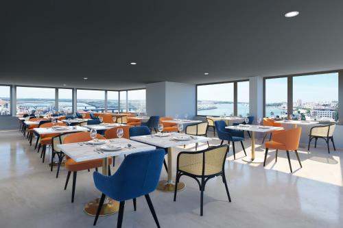 Whe Hotel - main image