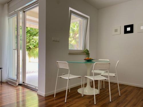PRIVATE pool and Mediterranean garden apartment Mia - image 3