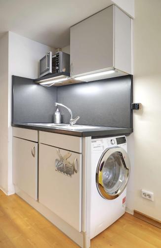 City-Apartment 65qm 2-Schlafzimmer WLAN Nichtraucher Parken 1.4km von Bittweg entfernt