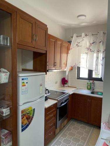 Three-Bedroom Apartment image 7