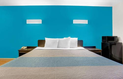 Motel 6-Anderson CA - Redding Airport - image 10
