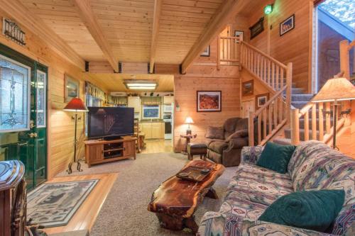 Lost Creek Cabin - image 6