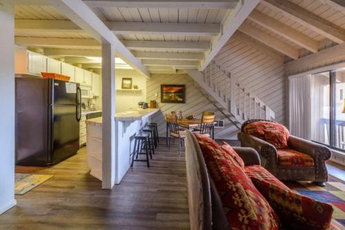 Mountain Fever Loft - image 6