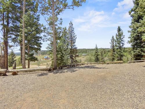 Moose Manor - image 12