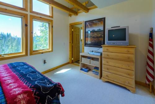Bristlecone Cabin - image 7