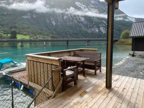 ระเบียง/ชานเรือน, Stryn Crystal Apartments - Waterfront Apartment in สตริน