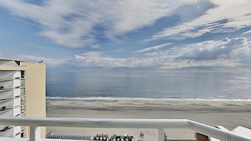 Sands Ocean 1640 Oceanfront Condo near popular Shore Drive - image 9