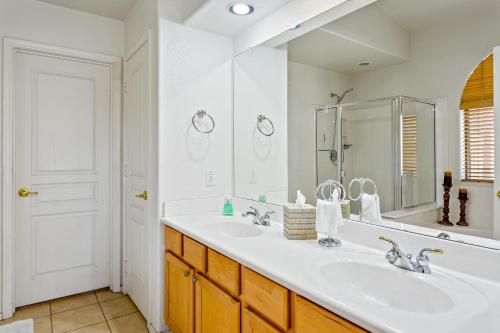 Mesa Oasis - image 12