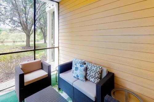 Porch Chat - image 5