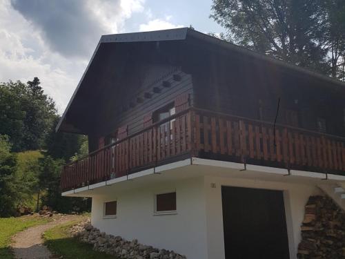 Chalet Longevilles-Mont-d'Or, 2 pièces, 6 personnes - FR-1-620-46 gîte à louer Bois de la Pile