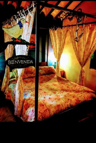 Room in Guest room - Romantic getaway to Valeria - main image