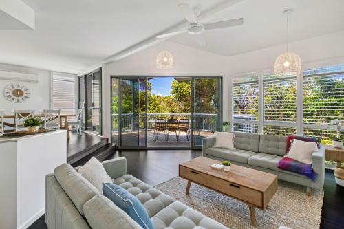 Castaway Cove Beachfront Luxury by Stay Noosa