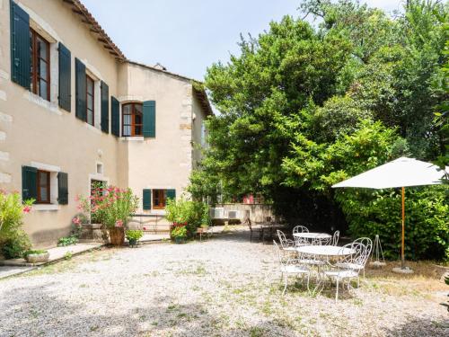 Maison Le Pontet, 5 pièces, 6 personnes - FR-1-599-23 gîte à louer Le Pontet