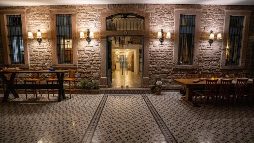 餐廳, 皮埃特拉別墅酒店 (Villa Pietra Hotel) in 艾瓦勒克市中心