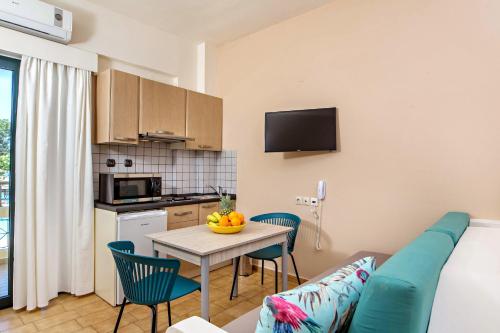 Facilities, Lefka Apartments in Theriso