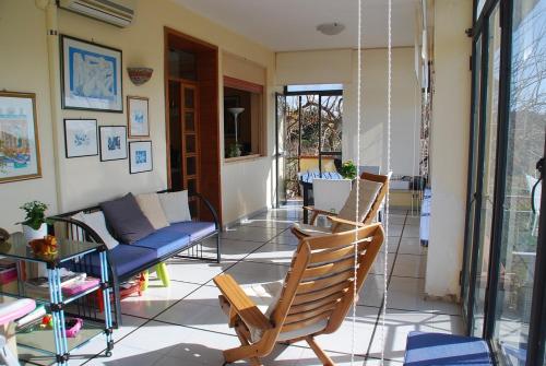 2 bedrooms apartement with sea view furnished terrace and wifi at Porto Palo 1 km away from the beach