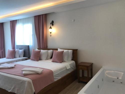 Infinity Ruby Hotel - main image