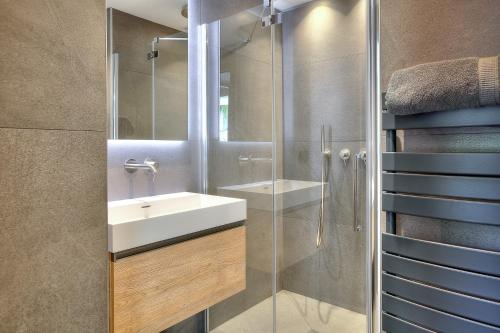 Luxury apartment with balcony, Cannes city center - 화장실
