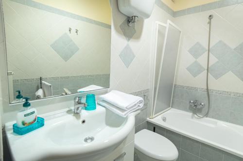 Two-Bedroom Apartment image 10