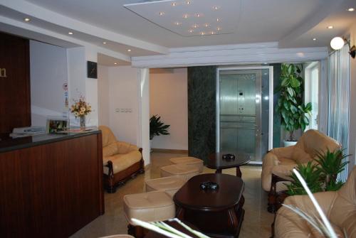 Italia Hotel - image 4