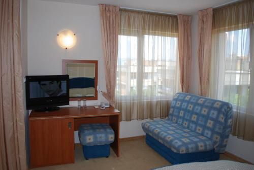 Italia Hotel - image 2