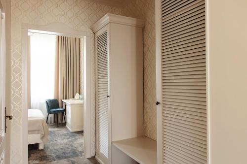 Green Park Hotel