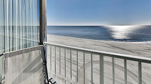 Sands Beach 714 2BR 2BA Oceanfront Condo near popular Shore Drive - image 2