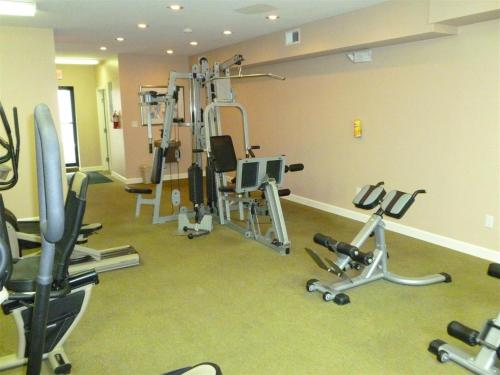 Sands Beach 717 2BR 2BA Oceanfront Condo near popular Shore Drive - image 11