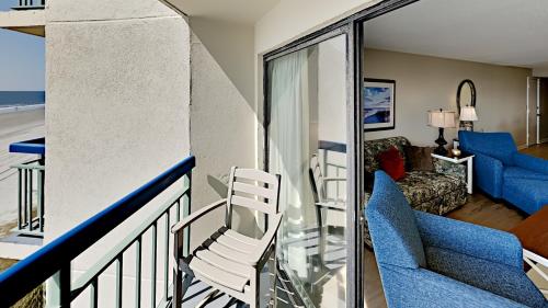 Oceans 504 2BR 2BA Oceanfront Condo - image 3