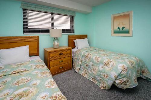Myrtle Beach Resort RT1610 Oceanview Condo - image 3