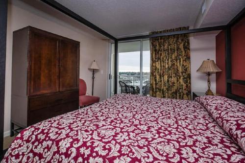 Barefoot Yacht Club Tower 1 504 4BR Condo - image 3