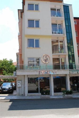 Italia Hotel - image 14