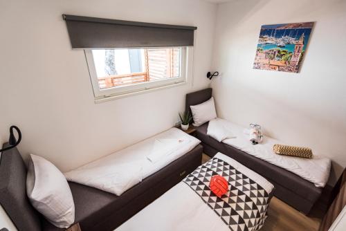 Mobile Home Pirovac 35