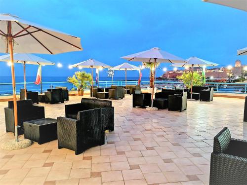 Sea Garden Rooms 5