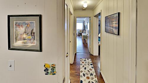 APATB V B112 2BR 2BA 2nd Row Condo near popular Shore Drive - main image