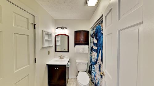 Shipwatch Pointe II L105 2BR 2BA 2nd Row Condo near popular Shore Drive - image 3
