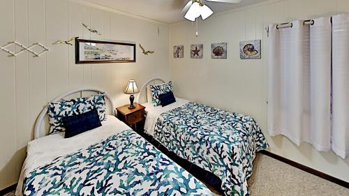 APATB IV G330 2BR 2BA Ocean View Condo near popular Shore Drive - image 2