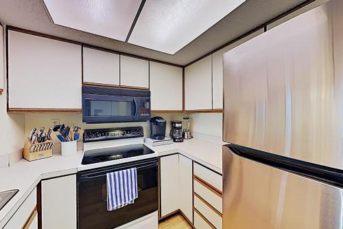 Dunes Pointe G14 2BR 2BA Condo short walk to beach - image 9