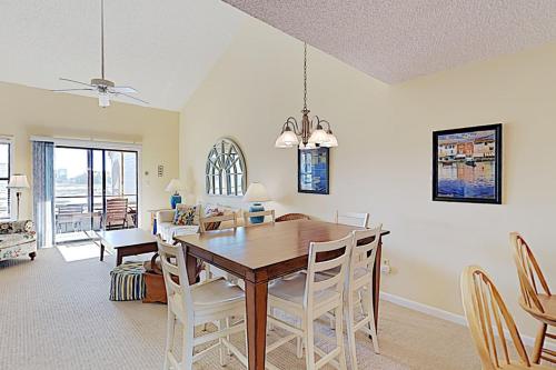 Dunes Pointe G14 2BR 2BA Condo short walk to beach - image 11