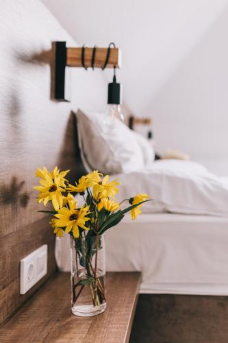 2 twin beds