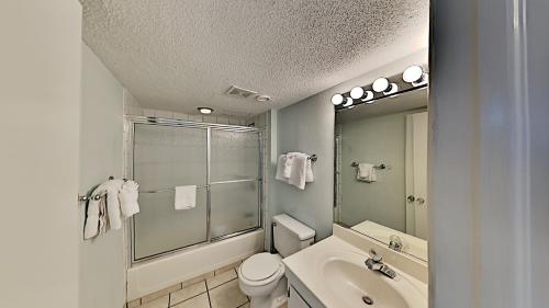 Brigadune 8E 2BR 2BA Oceanfront Condo near popular Shore Drive - main image