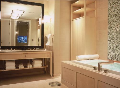 SKYLOFTS at MGM Grand - image 7